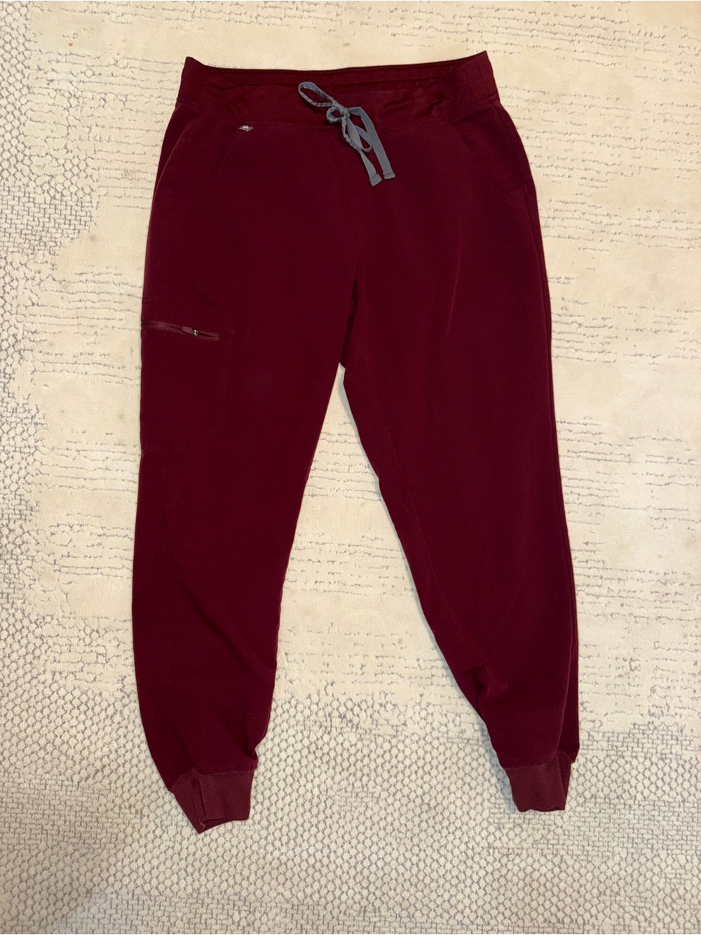 Figs Women’s Burgundy Drawstring Joggers with Contrast Tie